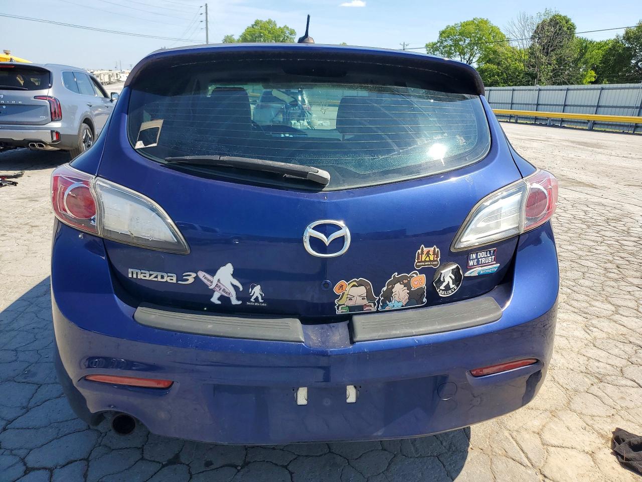 Mazda 3 I