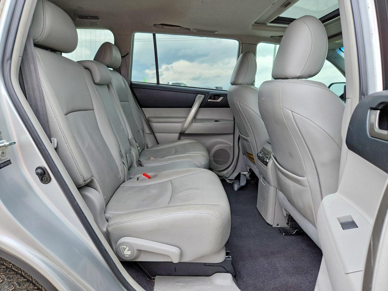 Toyota Highlander Se