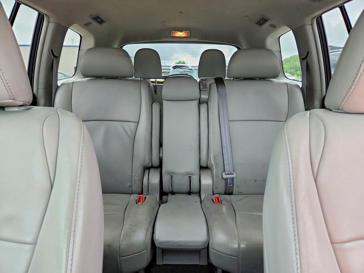 Toyota Highlander Se