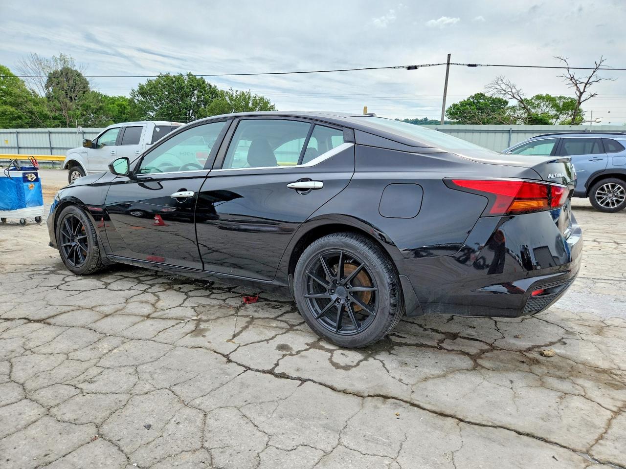 Nissan Altima S
