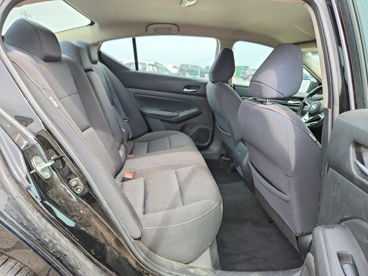 Nissan Altima S