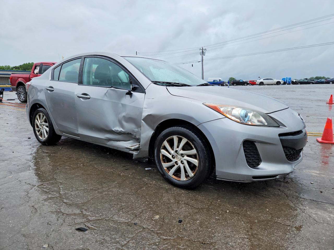 Mazda 3 I