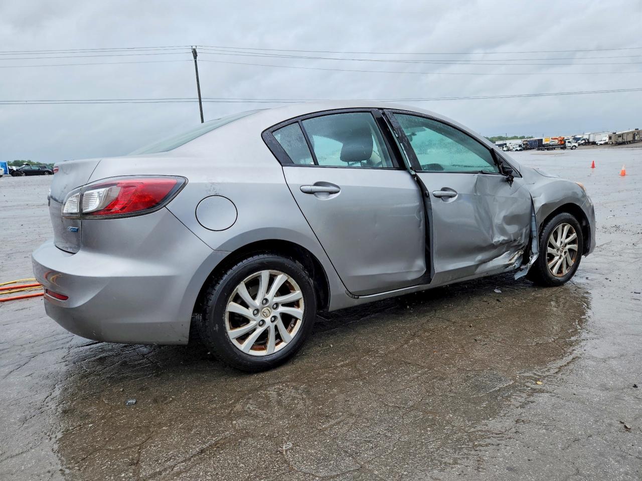 Mazda 3 I
