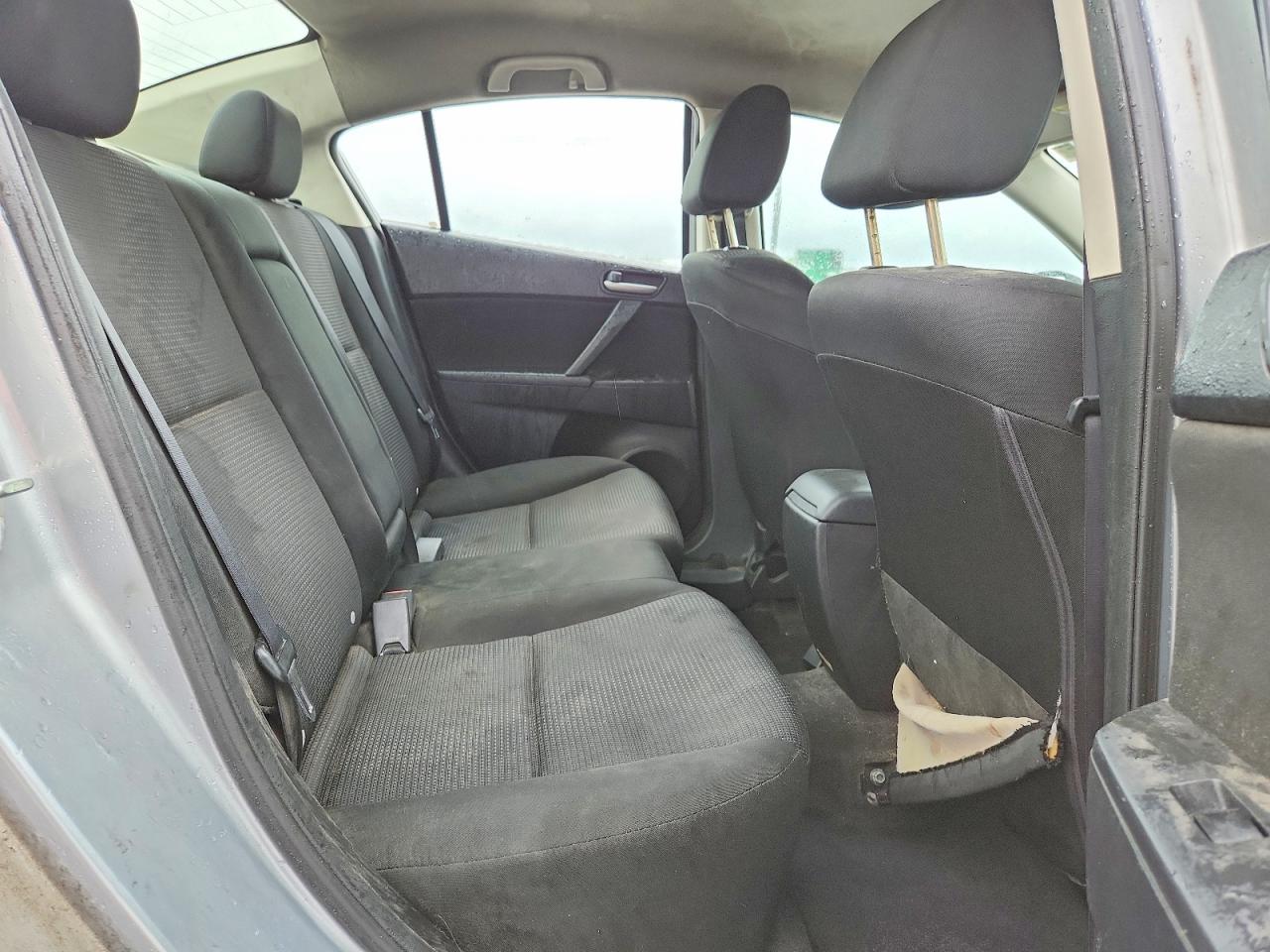 Mazda 3 I