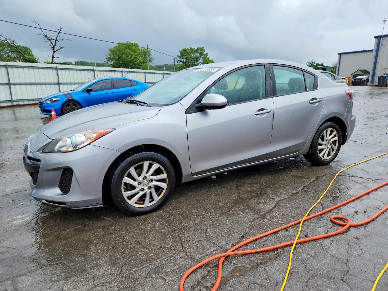 Salvage Mazda 3 Image