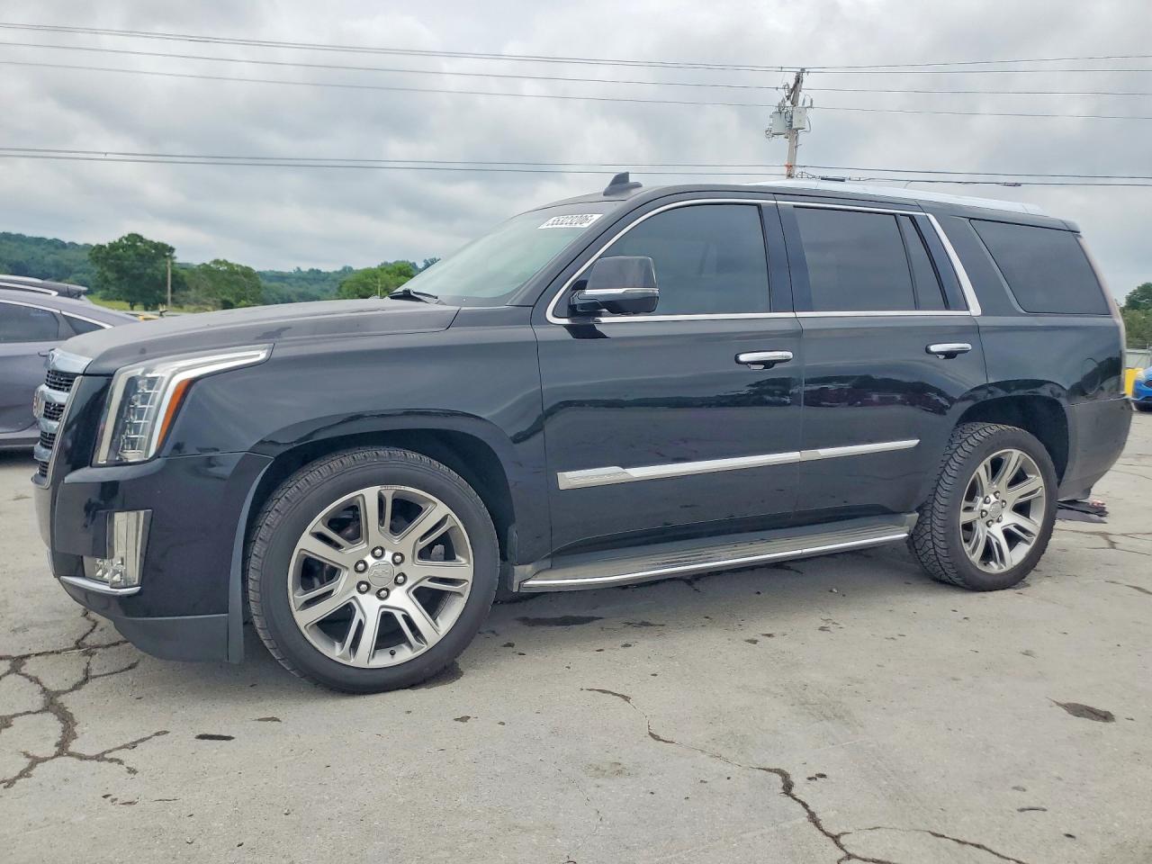 Salvage Cadillac Escalade Image