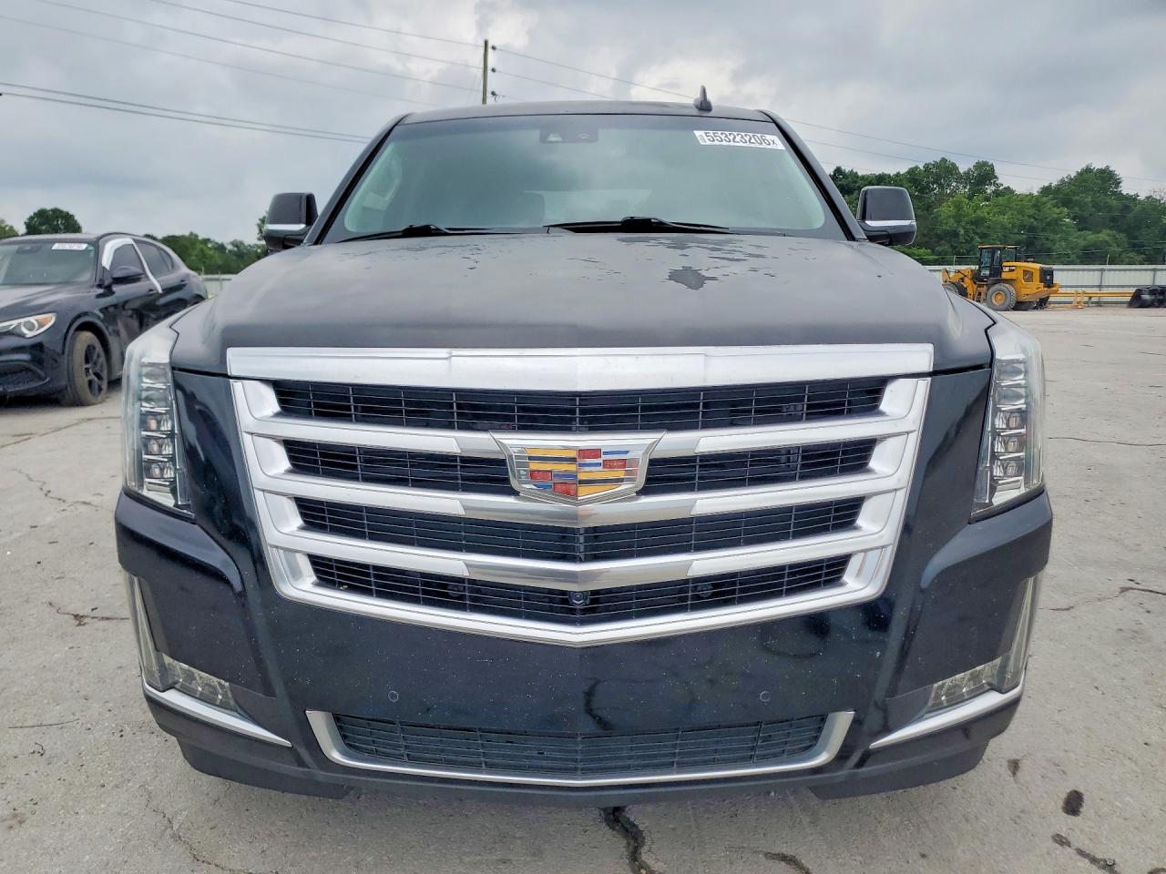 Cadillac Escalade Luxury