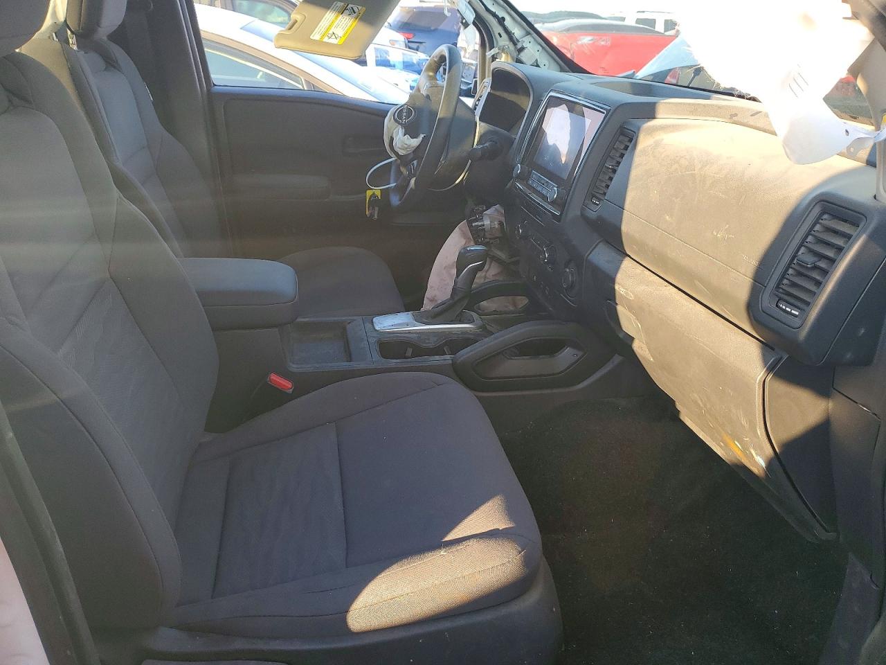 Nissan Frontier S