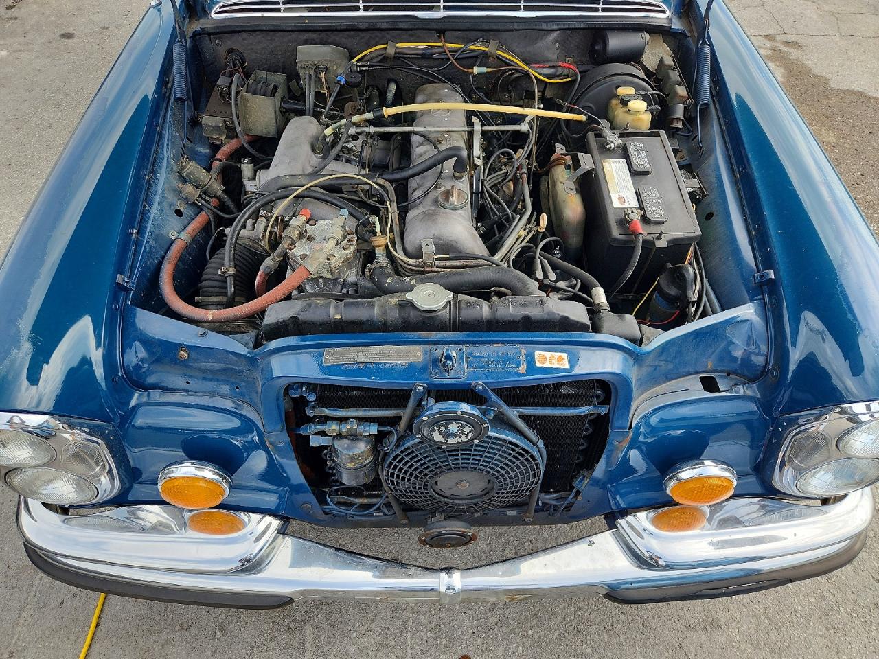 Mercedes-Benz 280-Class