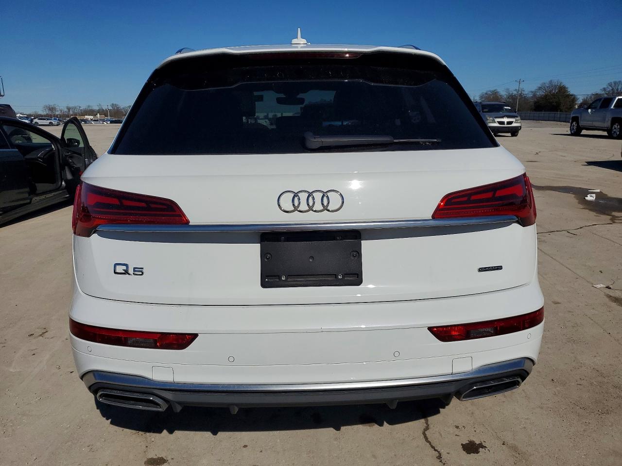 Audi Q5 Premium Plus 45