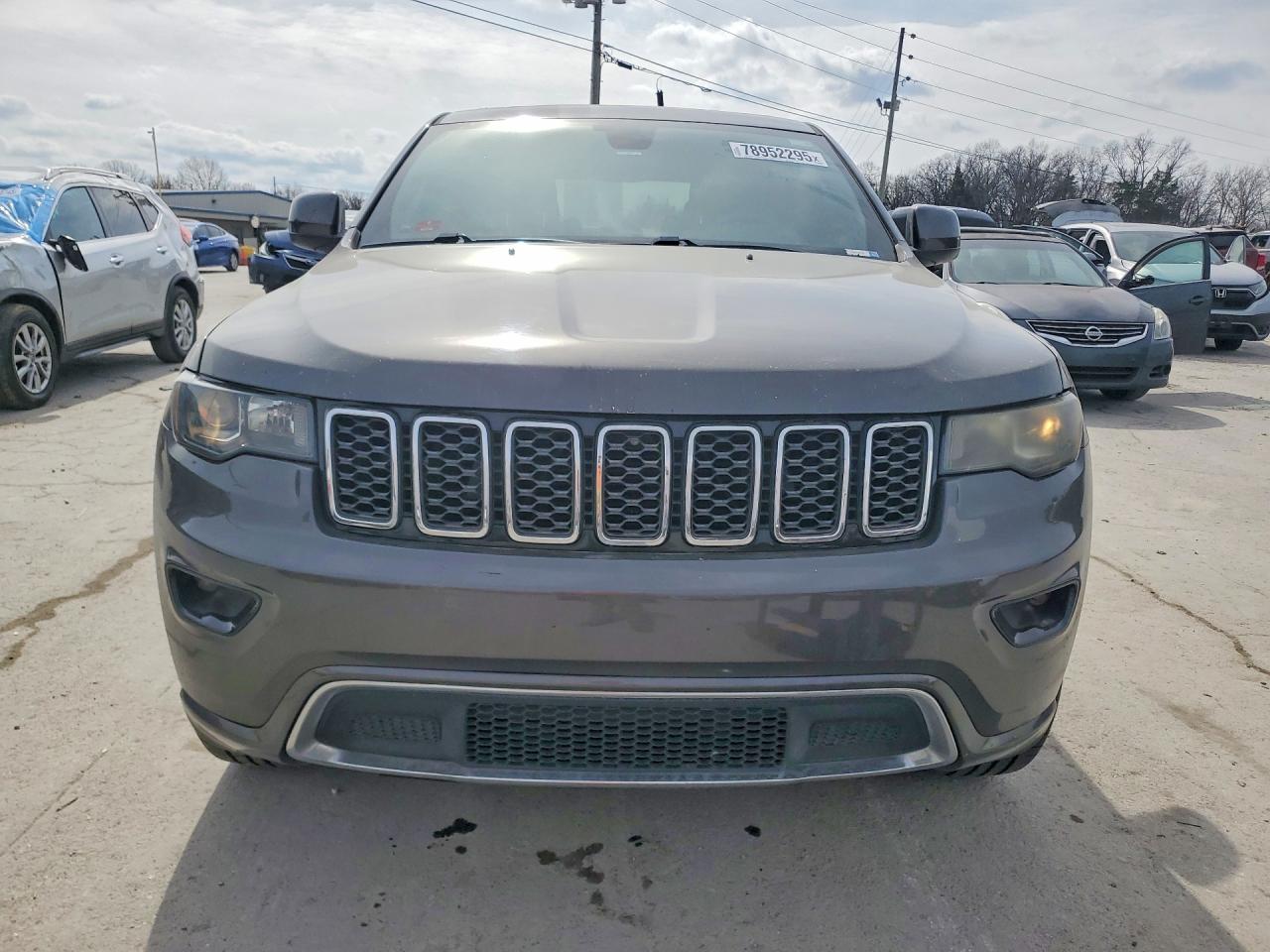 Jeep Grand Cherokee Laredo