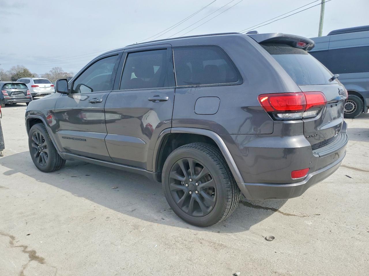 Jeep Grand Cherokee Laredo