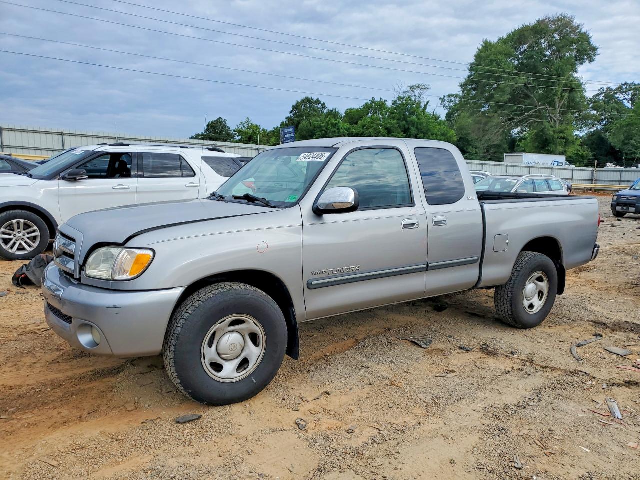 Salvage Toyota Tundra Image