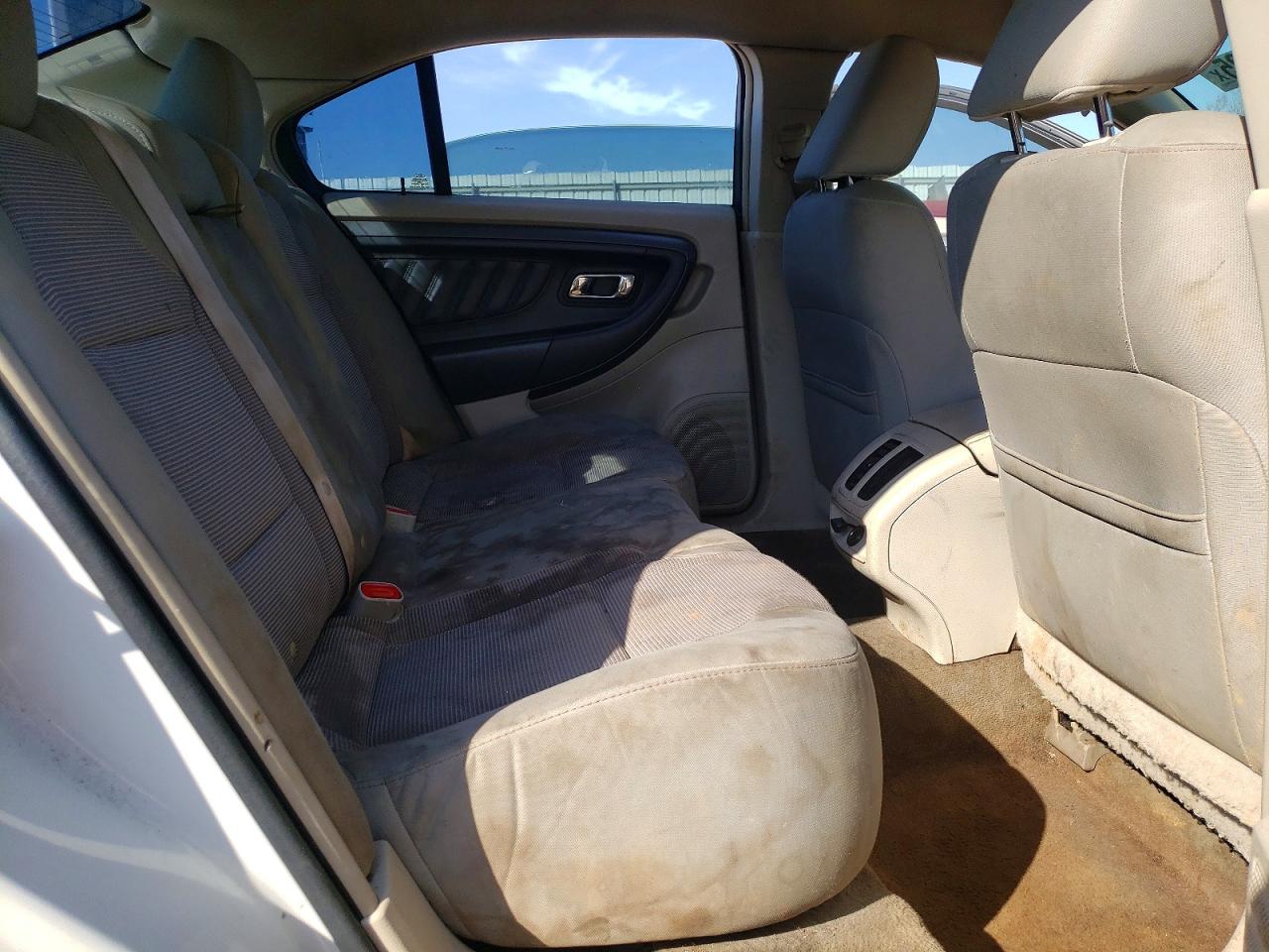 Ford Taurus Sel