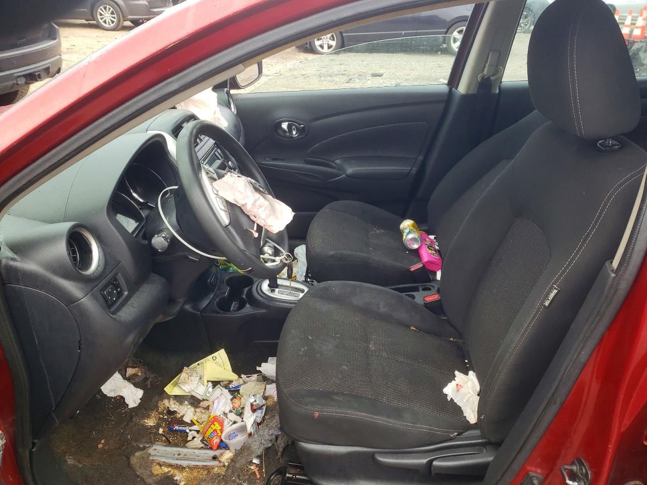 Nissan Versa S