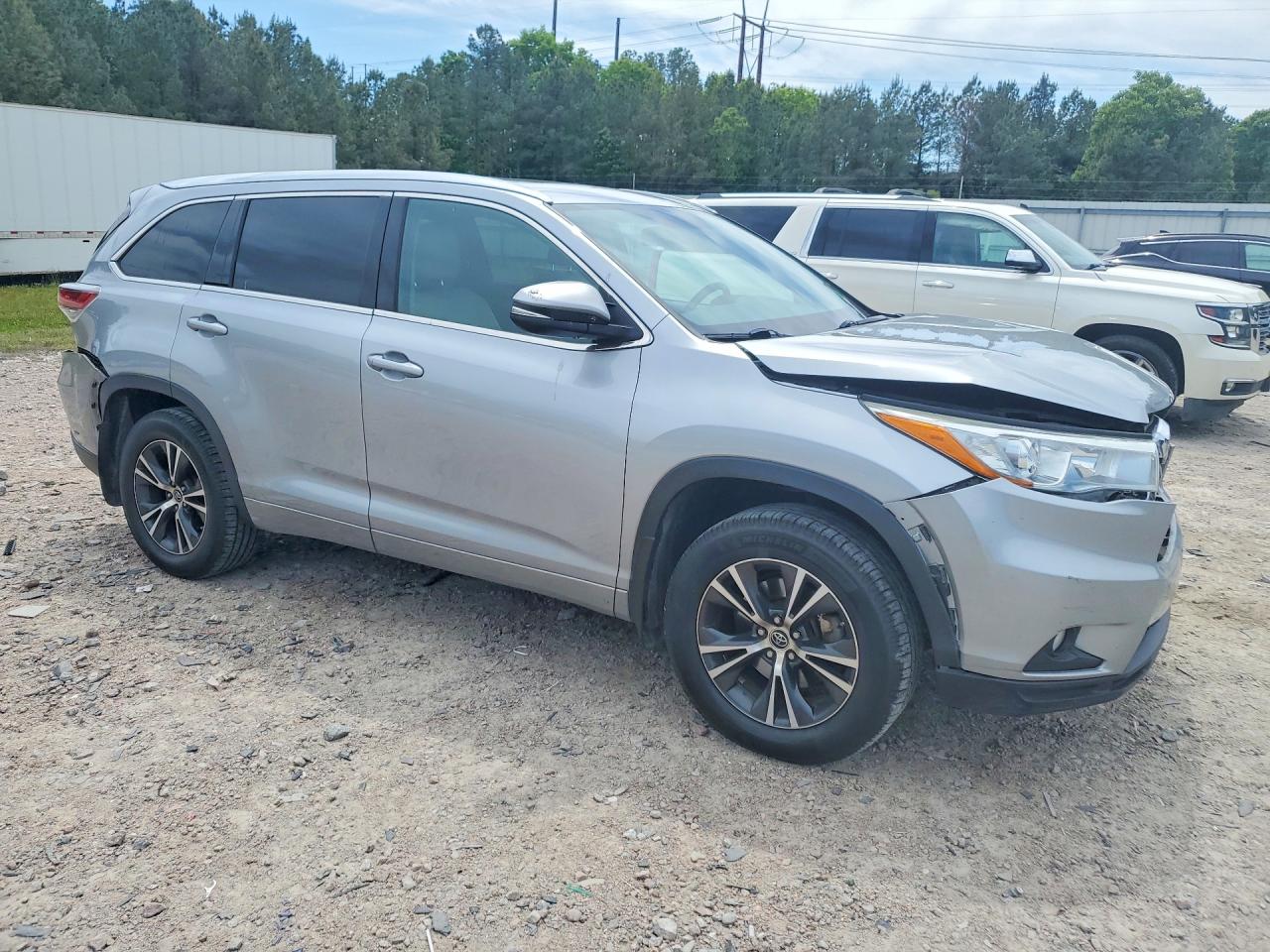 Toyota Highlander Xle