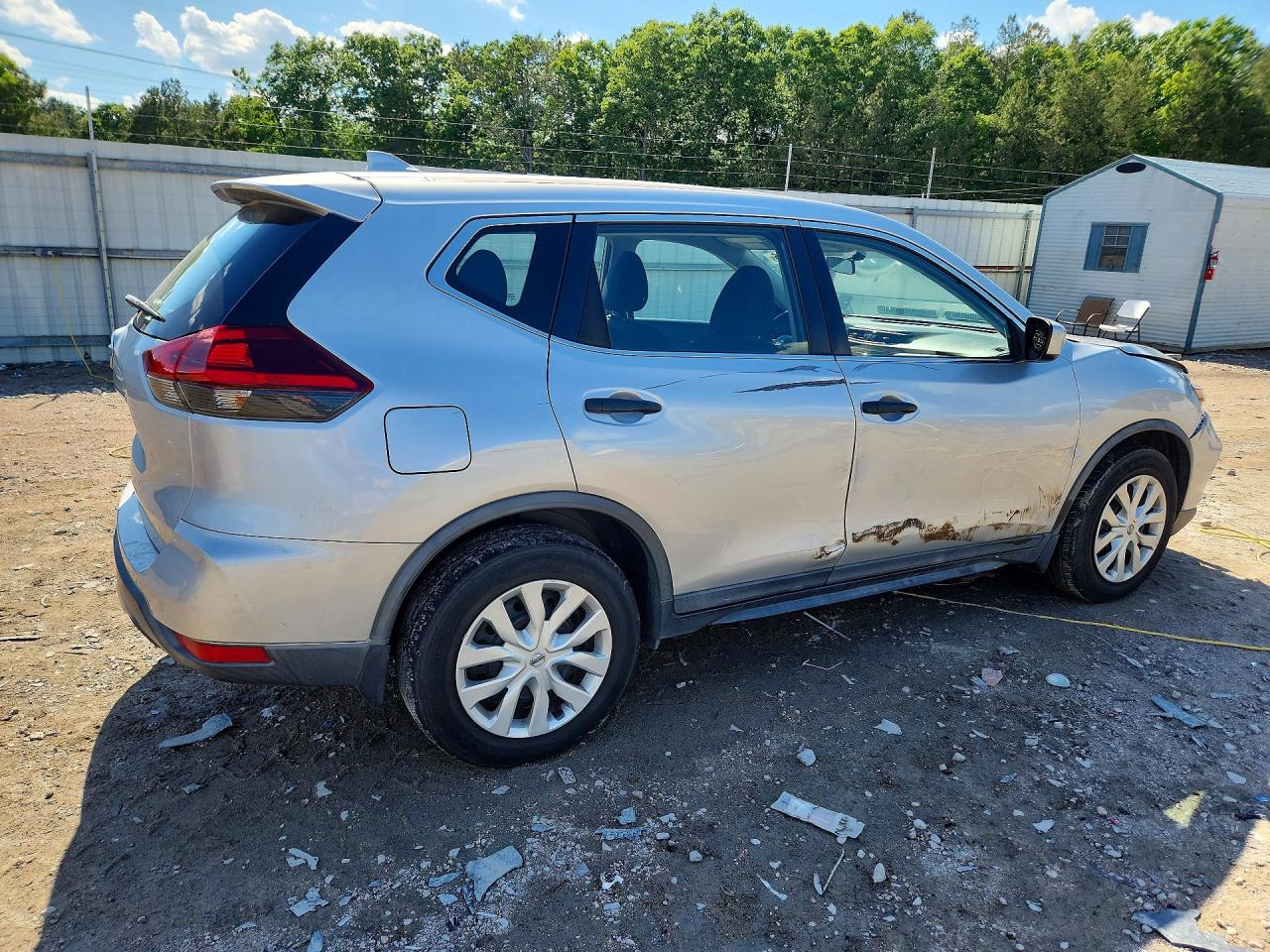 Nissan Rogue S