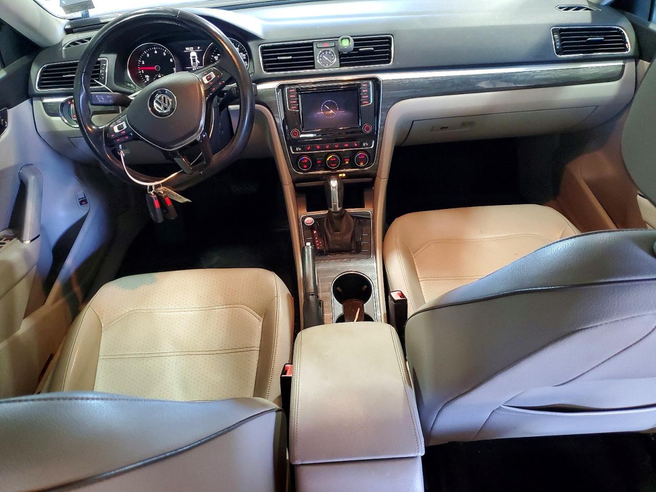 Volkswagen Passat Se