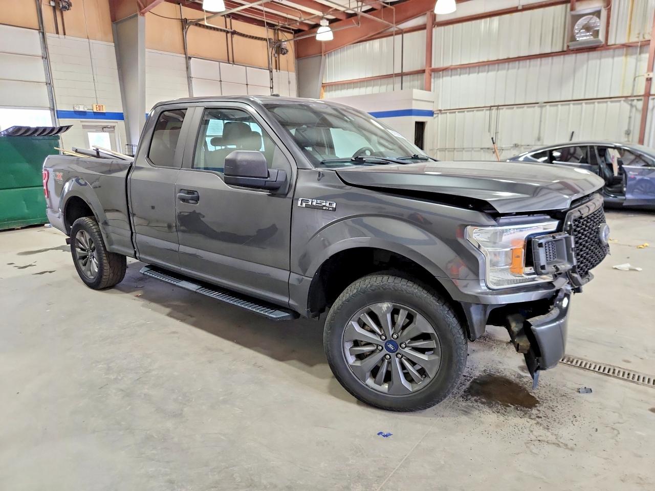 Ford F-150 Super Cab