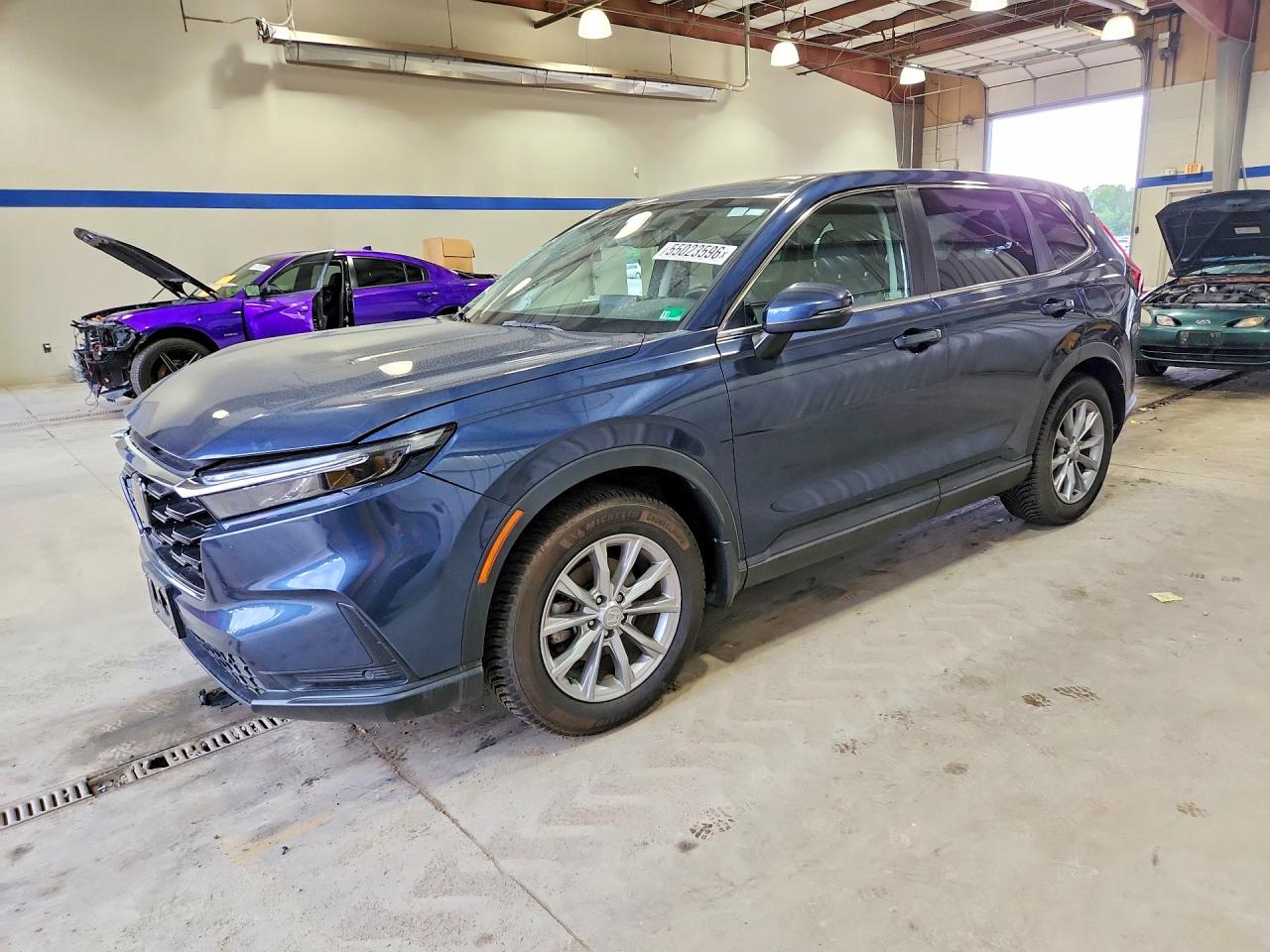 Salvage Honda Crv Image