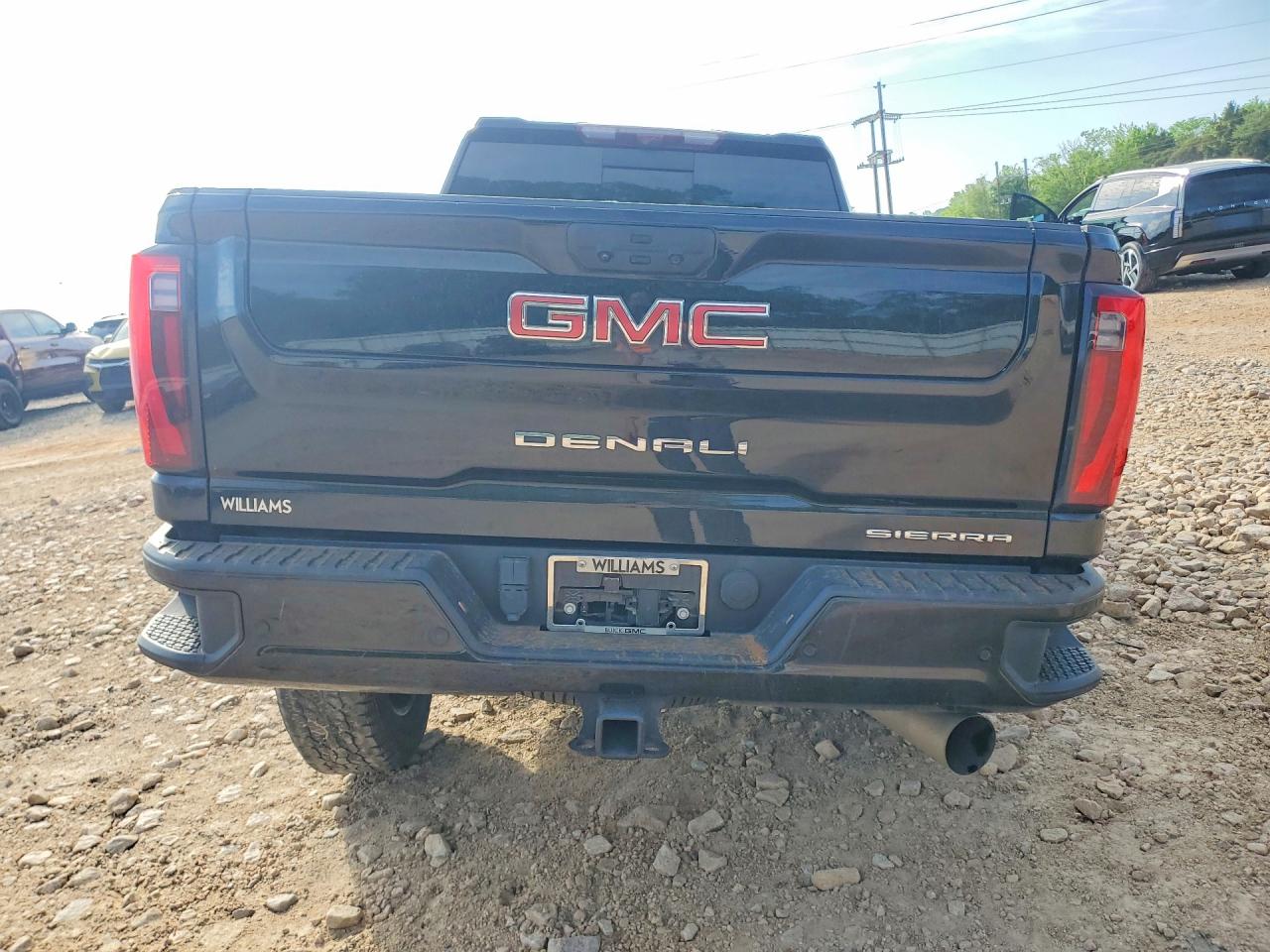 GMC Sierra K2500 Denali