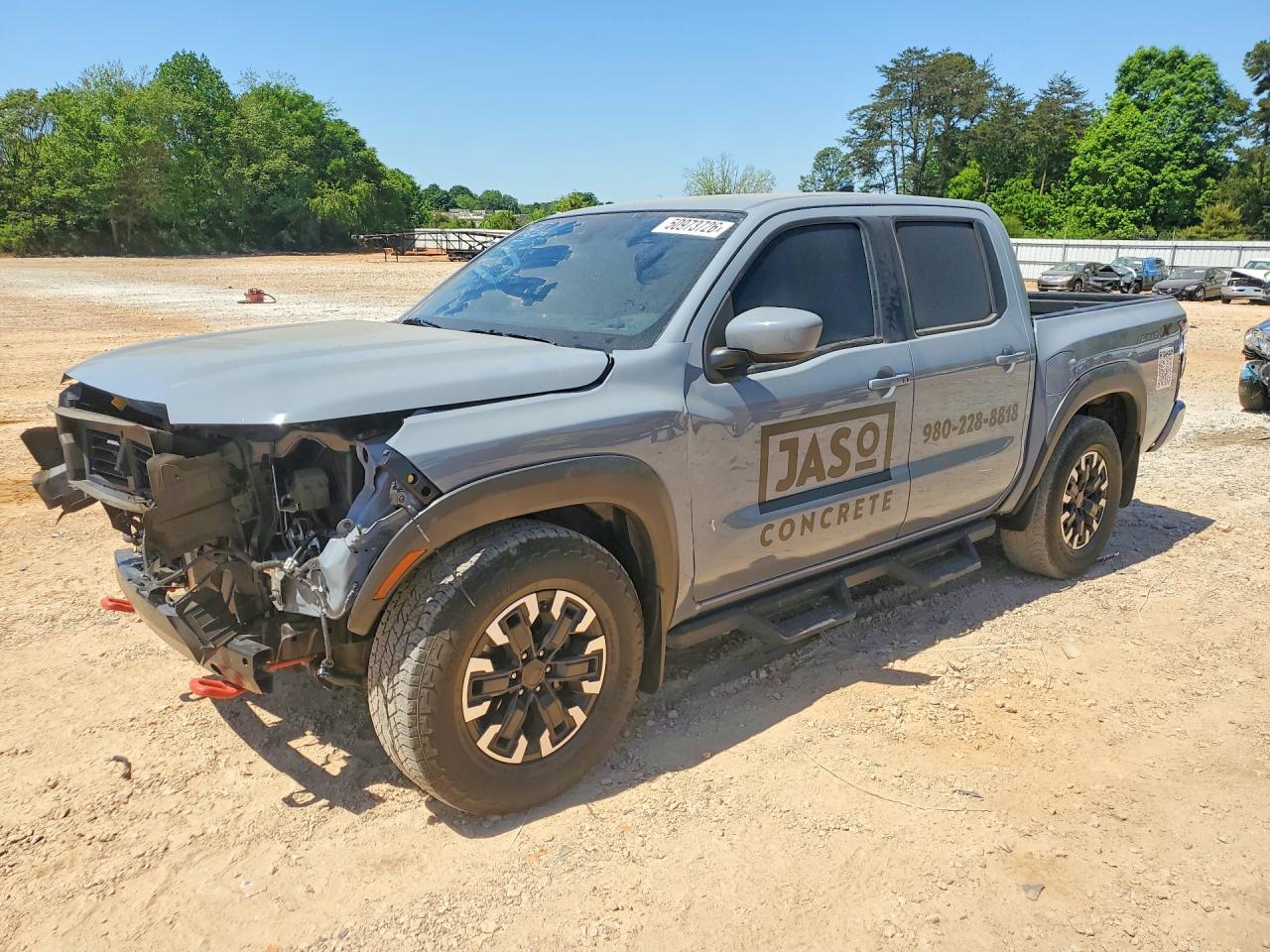 Salvage Nissan Frontier Image