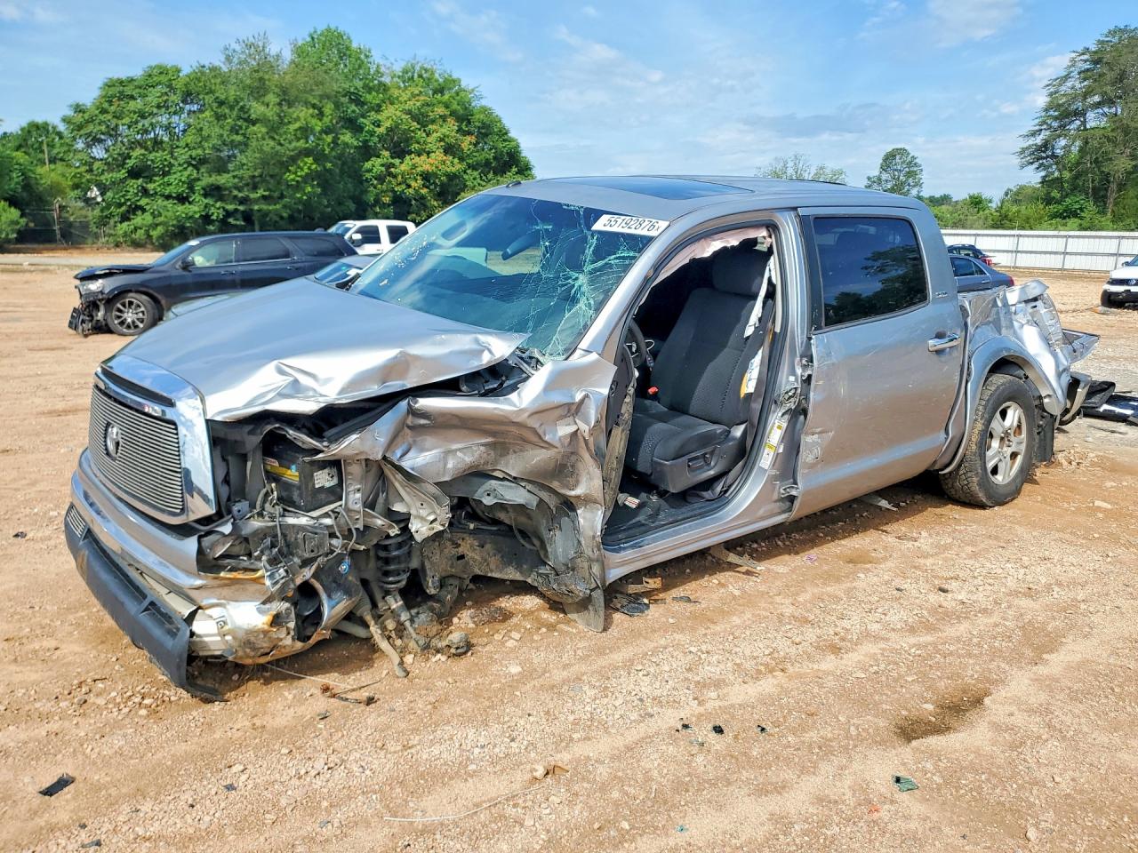 Salvage Toyota Tundra Image