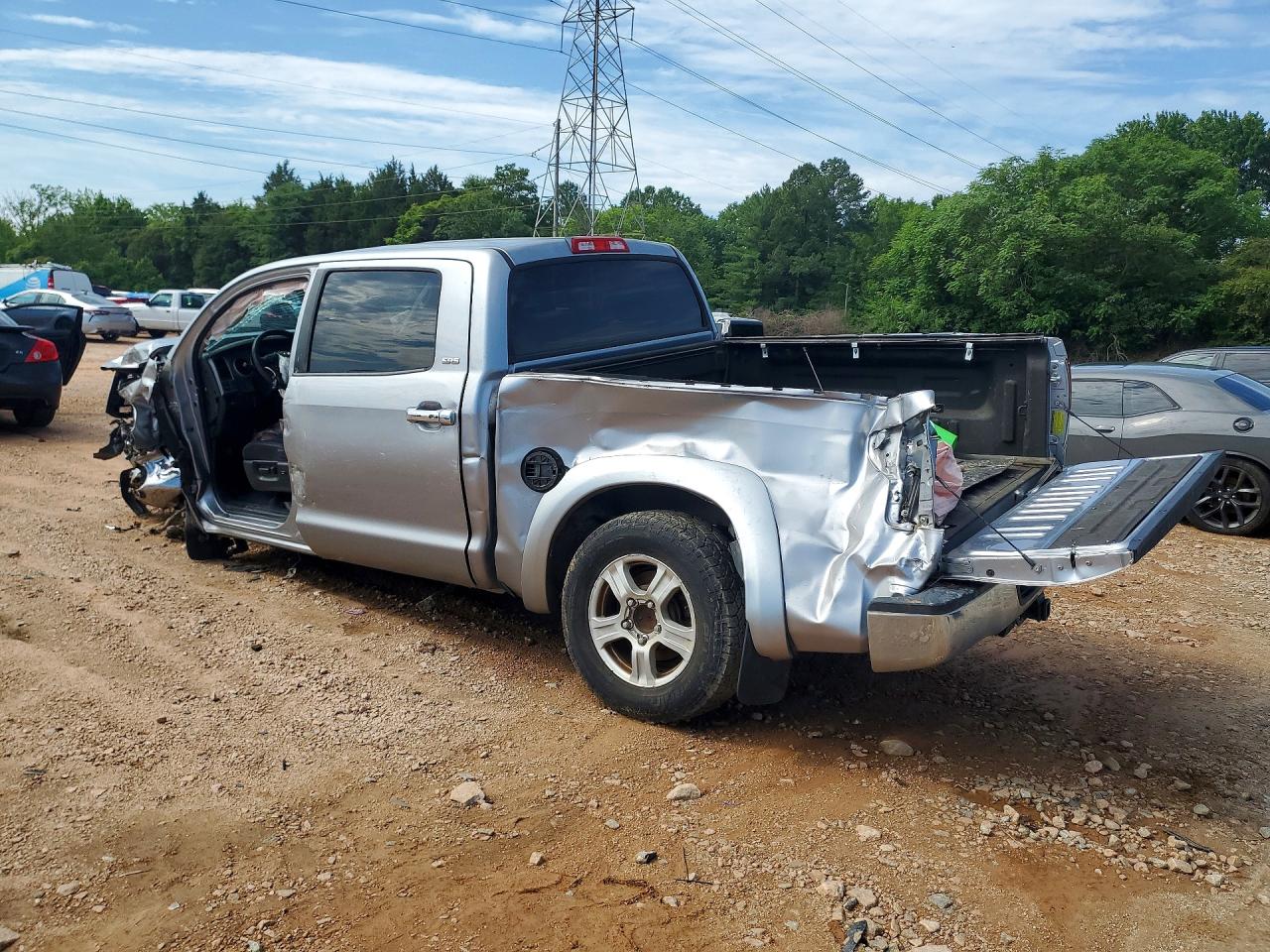 Toyota Tundra Crewmax Sr5