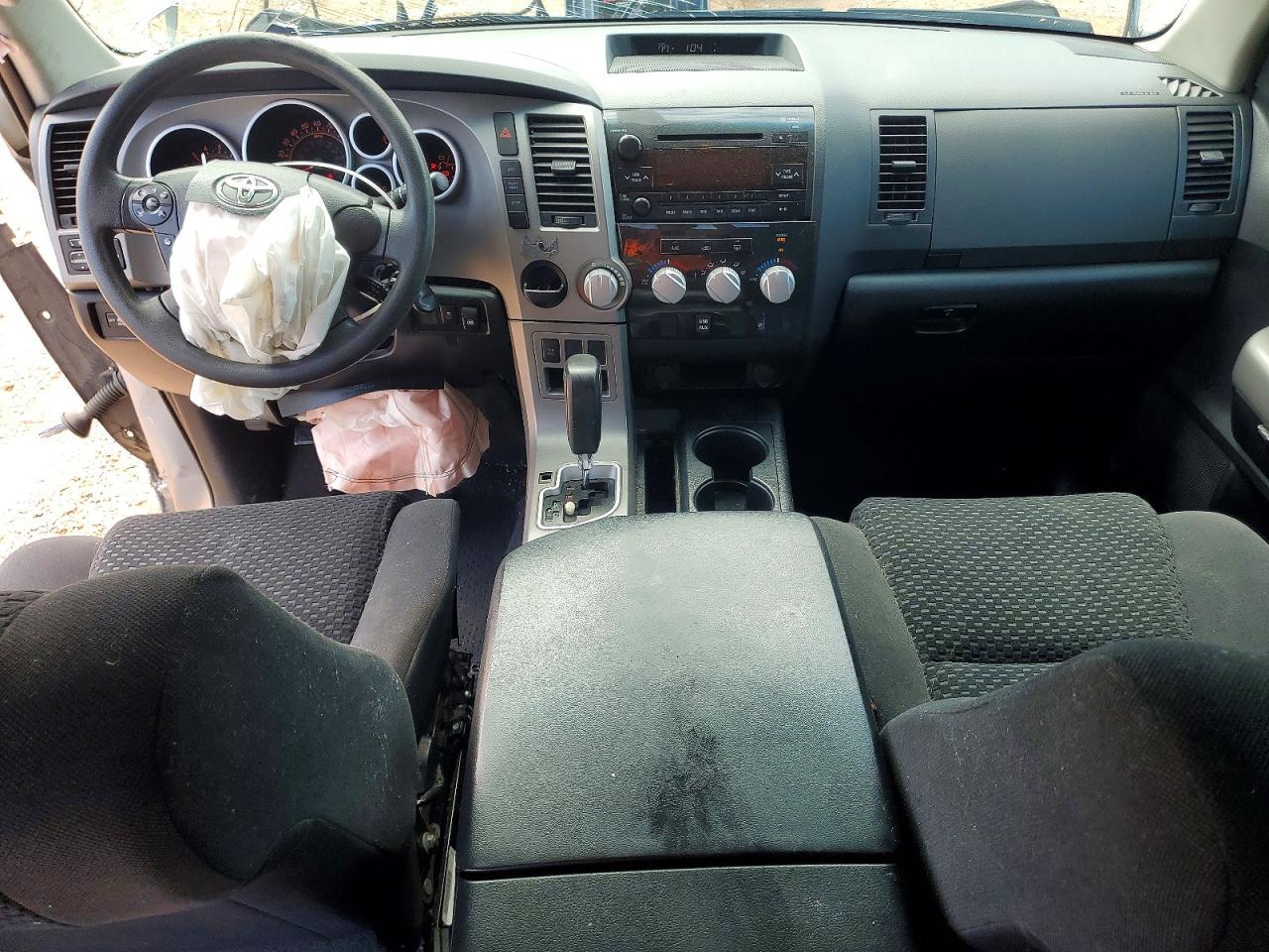 Toyota Tundra Crewmax Sr5