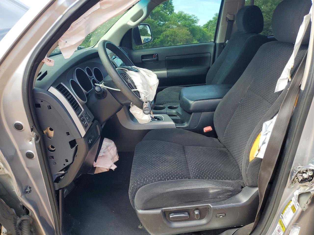 Toyota Tundra Crewmax Sr5