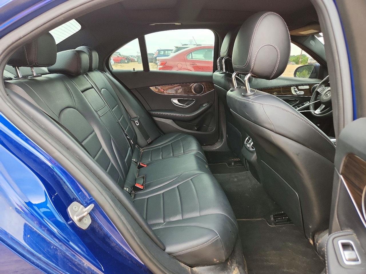 Mercedes-Benz C-Class 300 4matic