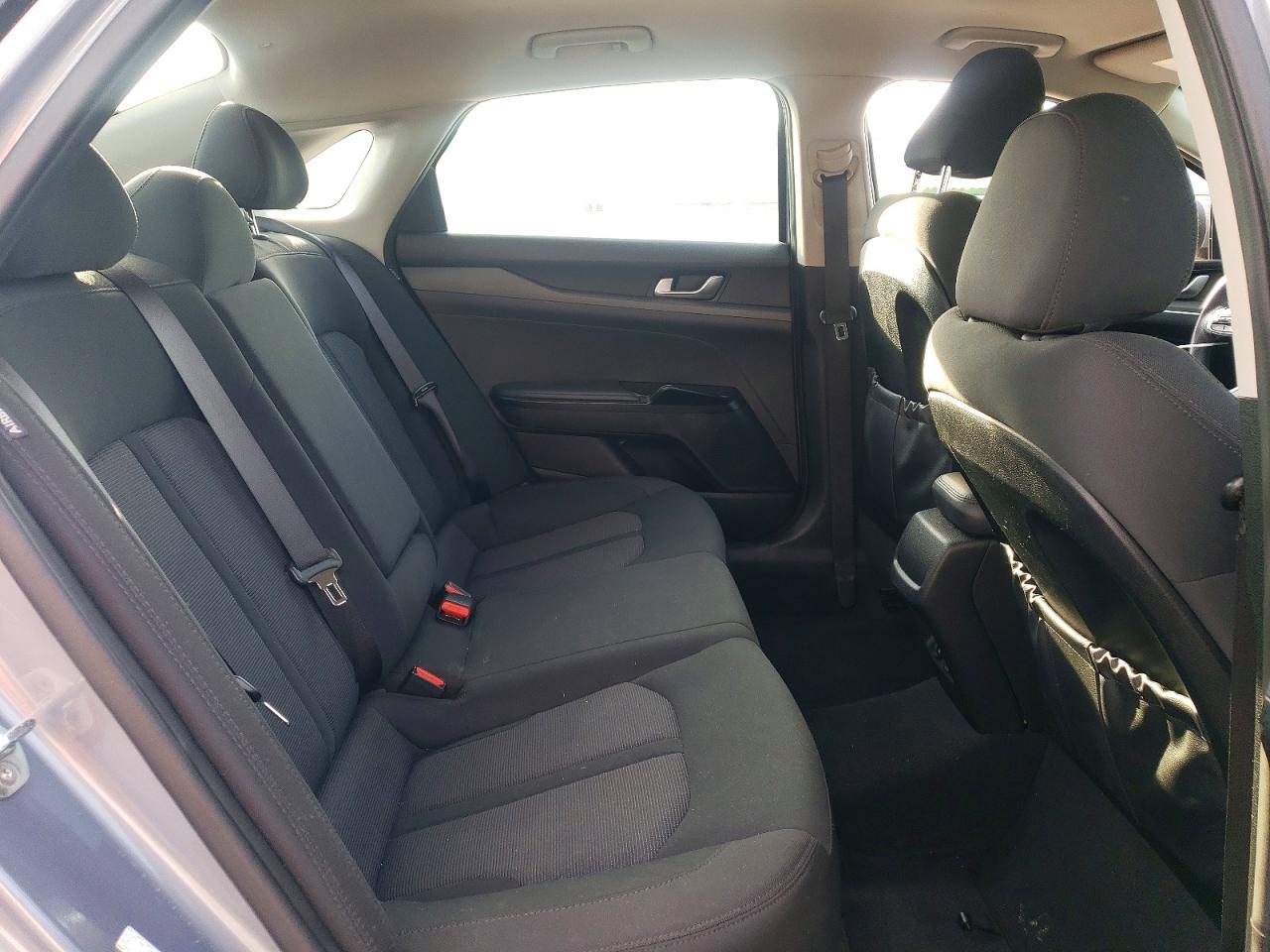 Kia K5 Lxs