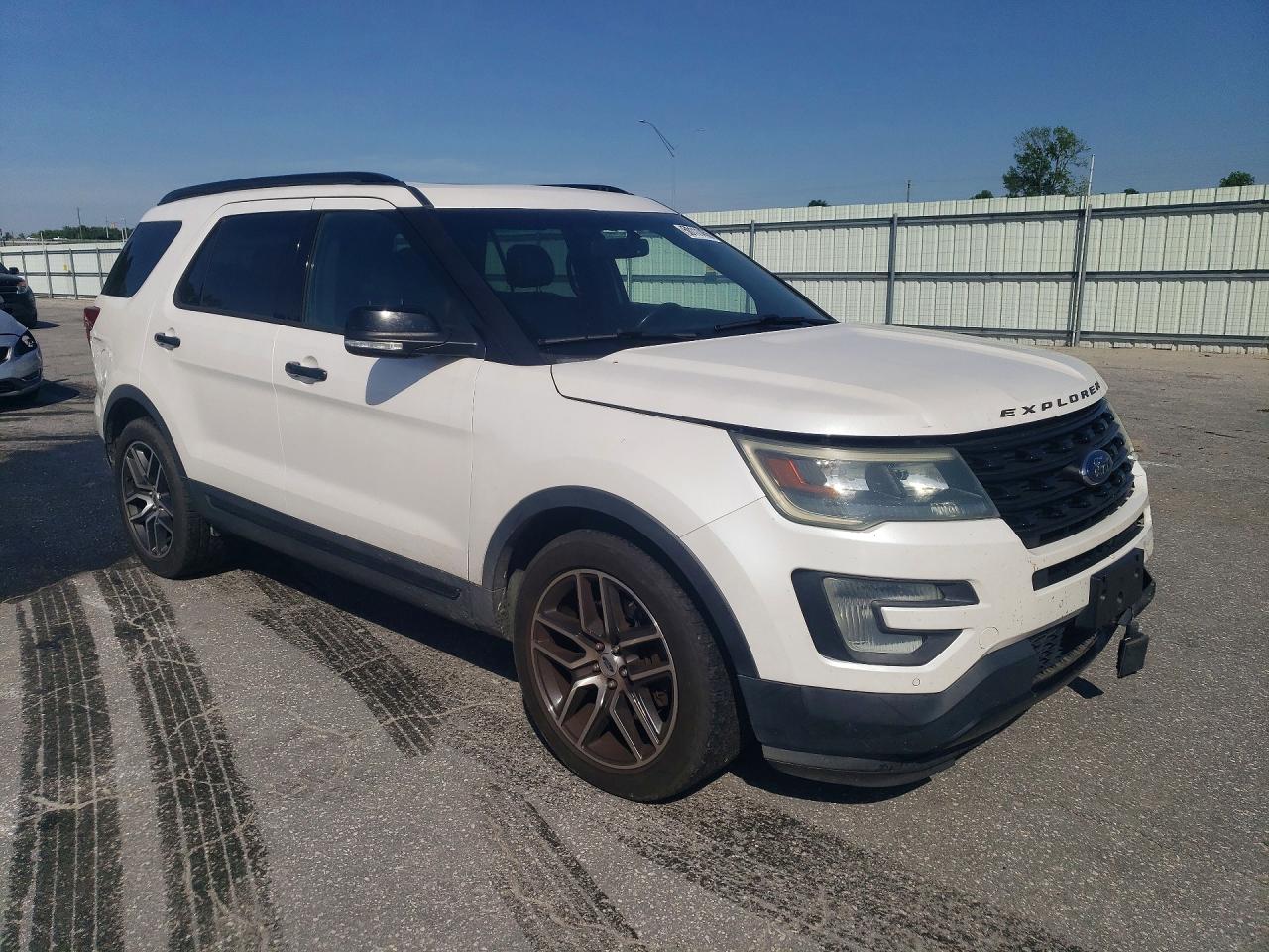 Ford Explorer Sport