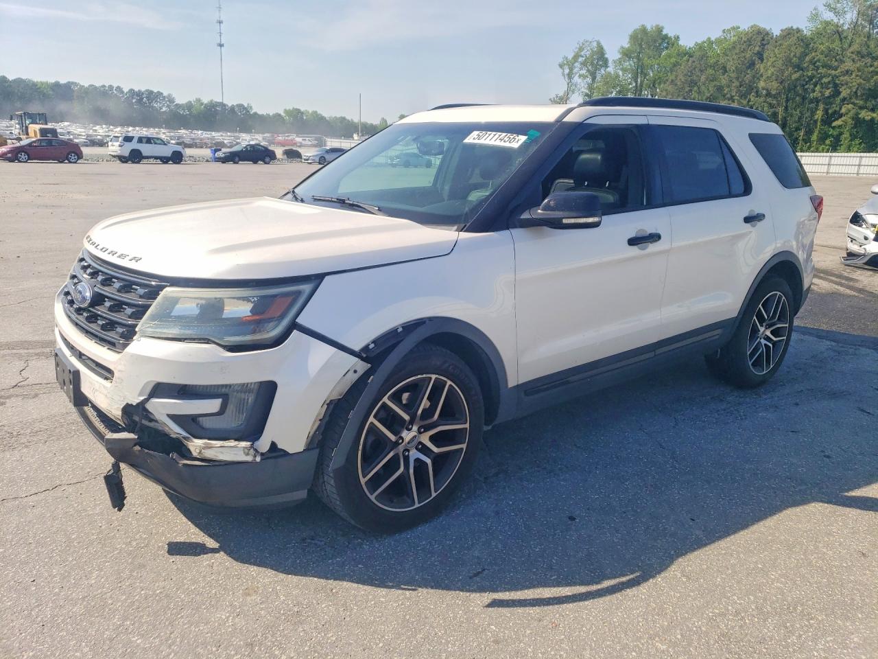 Salvage Ford Explorer Image