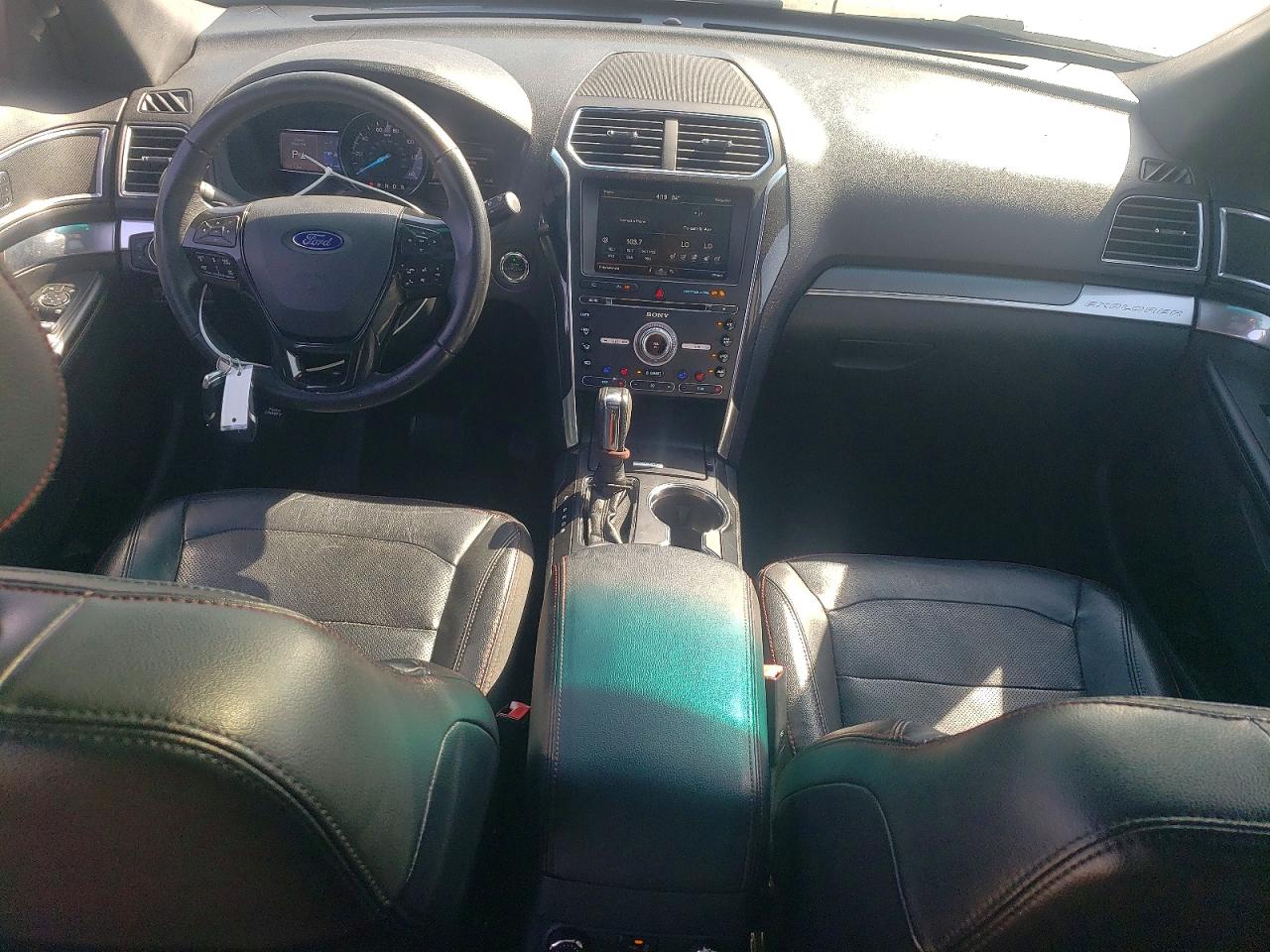 Ford Explorer Sport