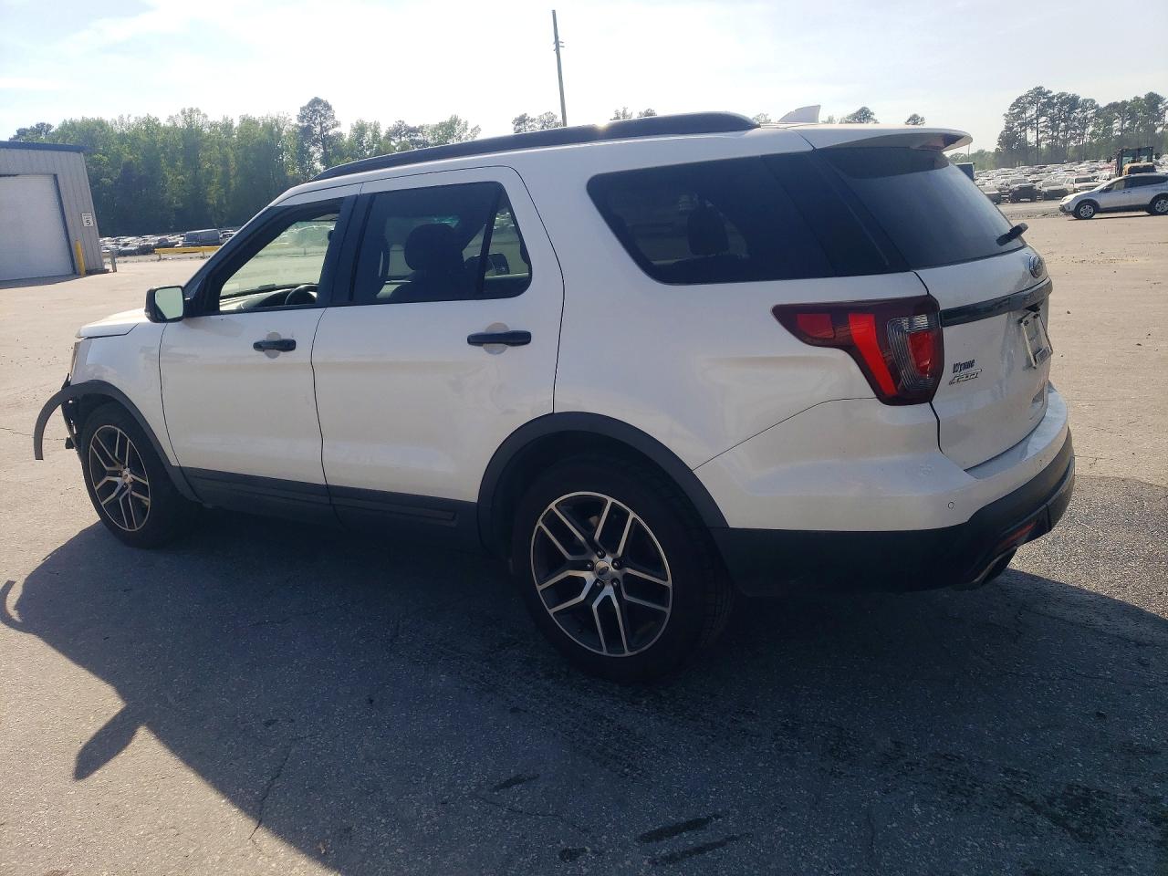 Ford Explorer Sport