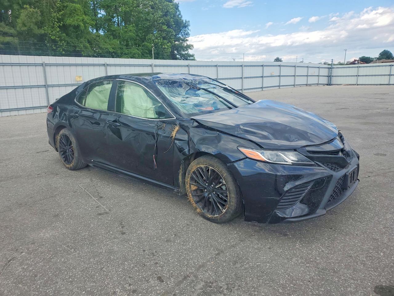 Toyota Camry Se