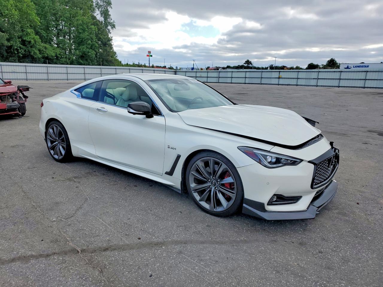 INFINITI Q60 Red Sport 400