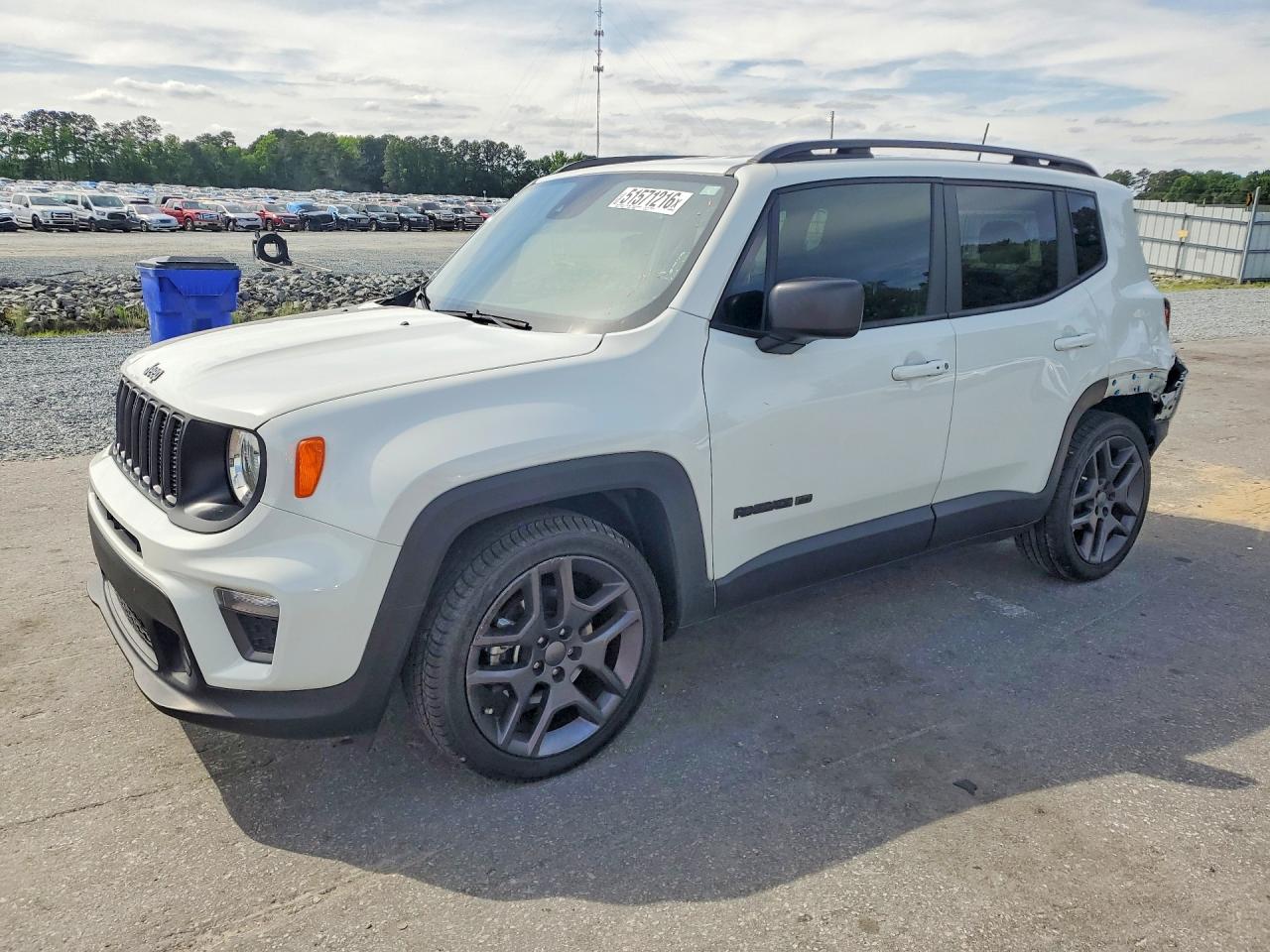 Salvage Jeep Renegade Image