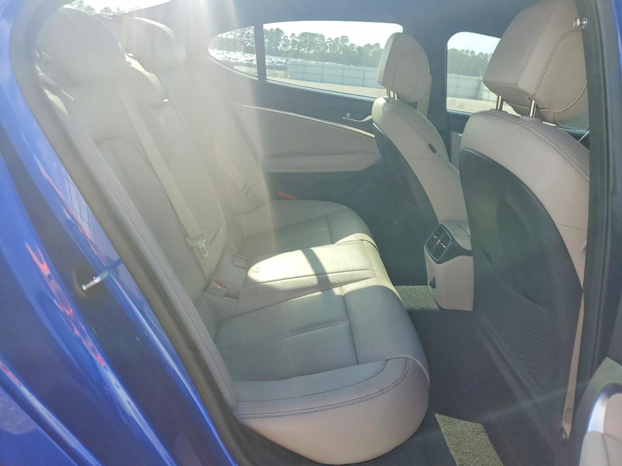 Genesis G70 2.0t