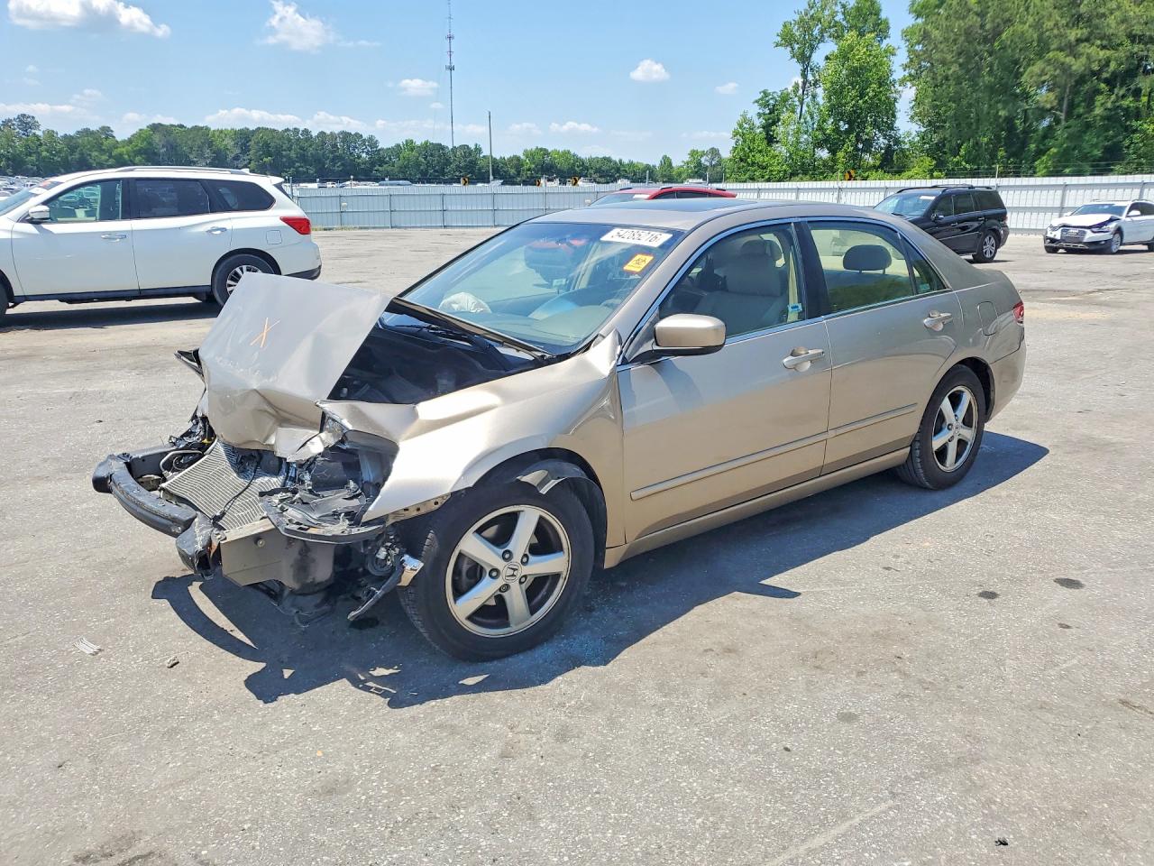 Salvage Honda Accord Image