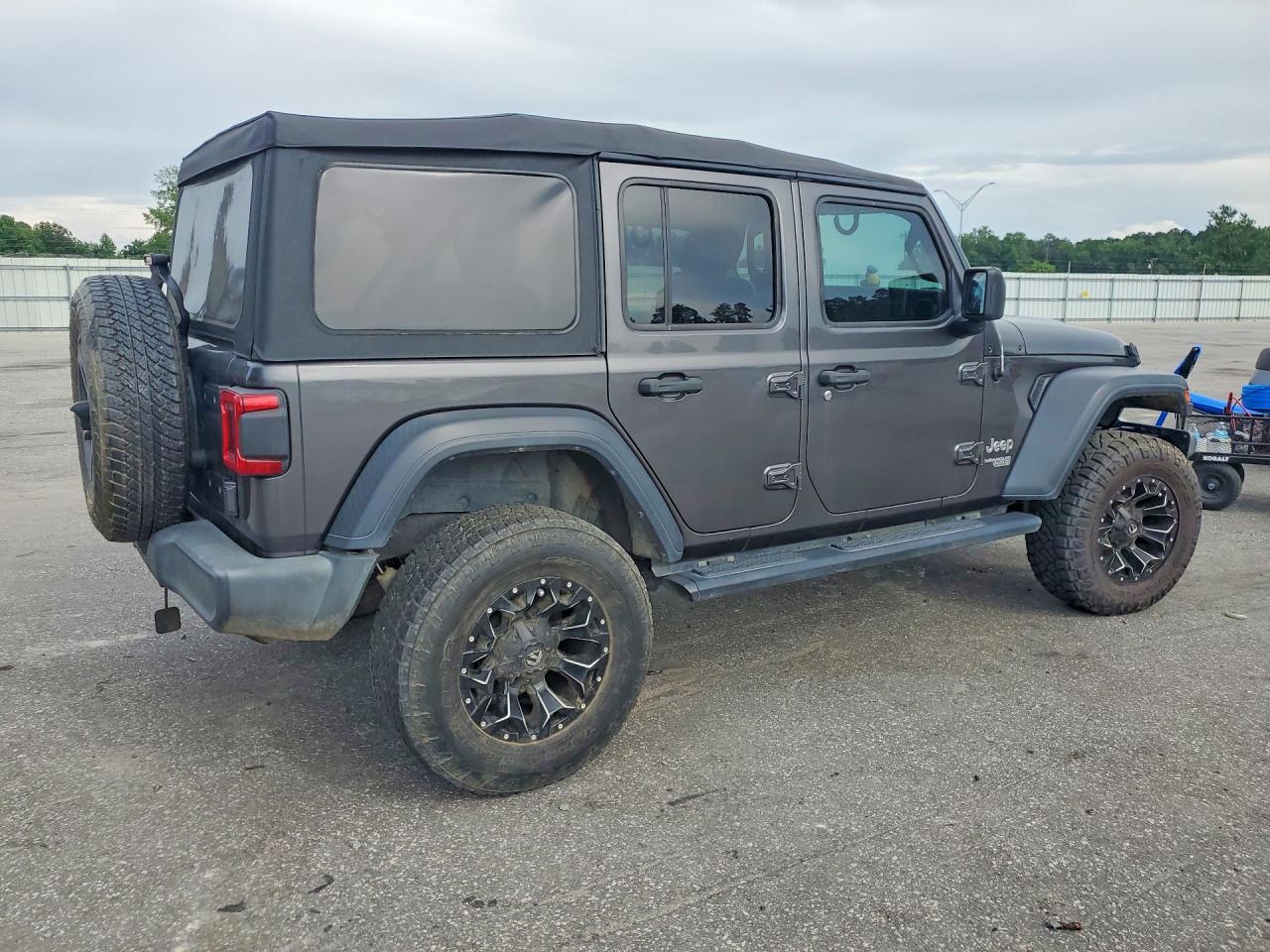 Jeep Wrangler Sport