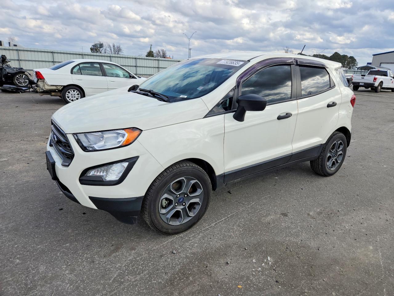 Salvage Ford EcoSport Image