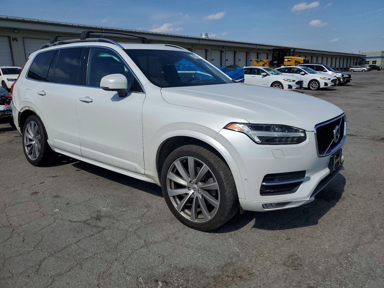 Volvo XC90 T6 Momentum