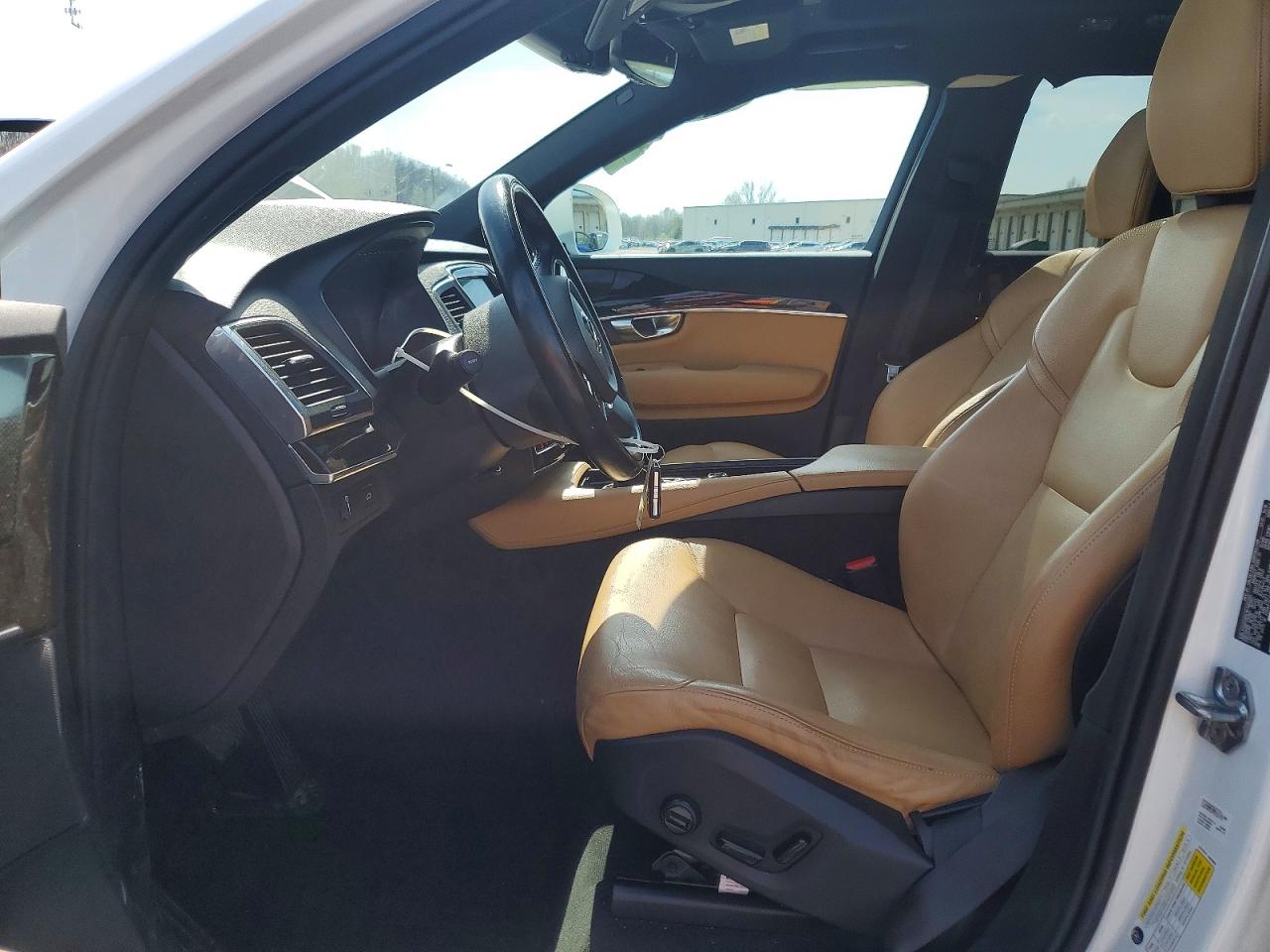 Volvo XC90 T6 Momentum