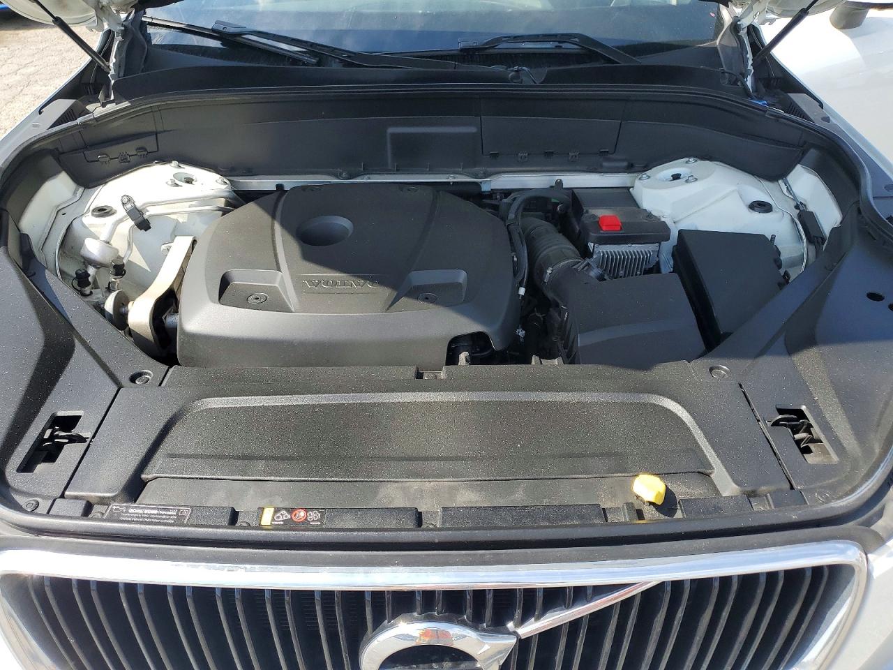 Volvo XC90 T6 Momentum