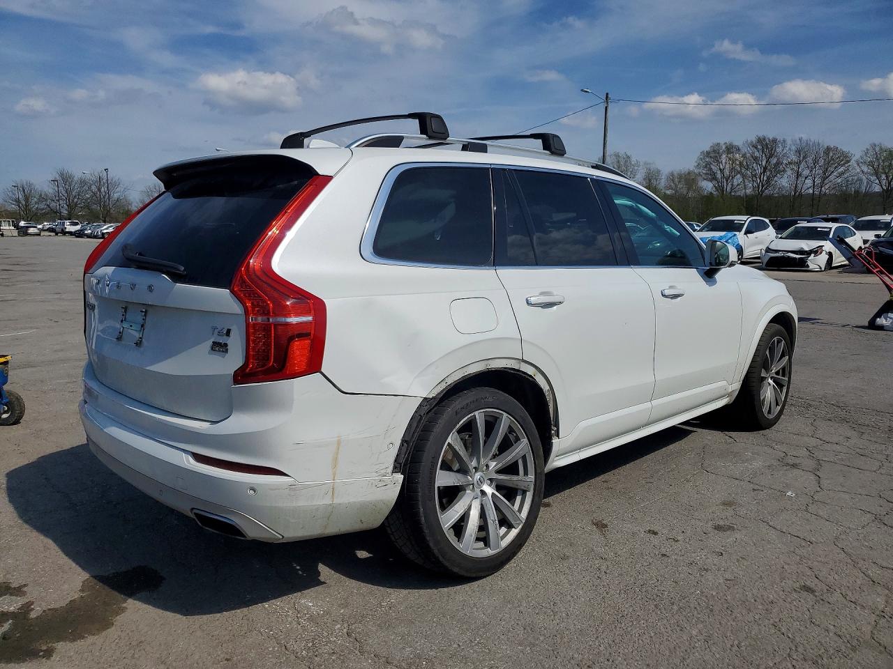 Volvo XC90 T6 Momentum
