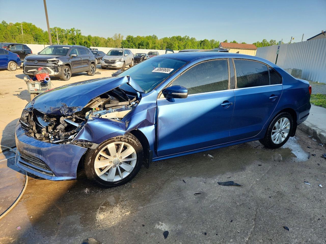 Salvage Volkswagen Jetta Image