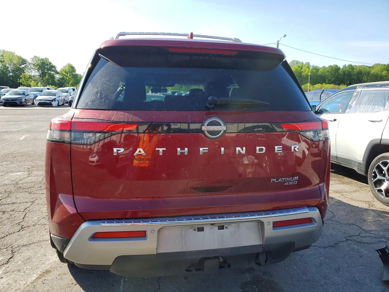 Nissan Pathfinder Platinum