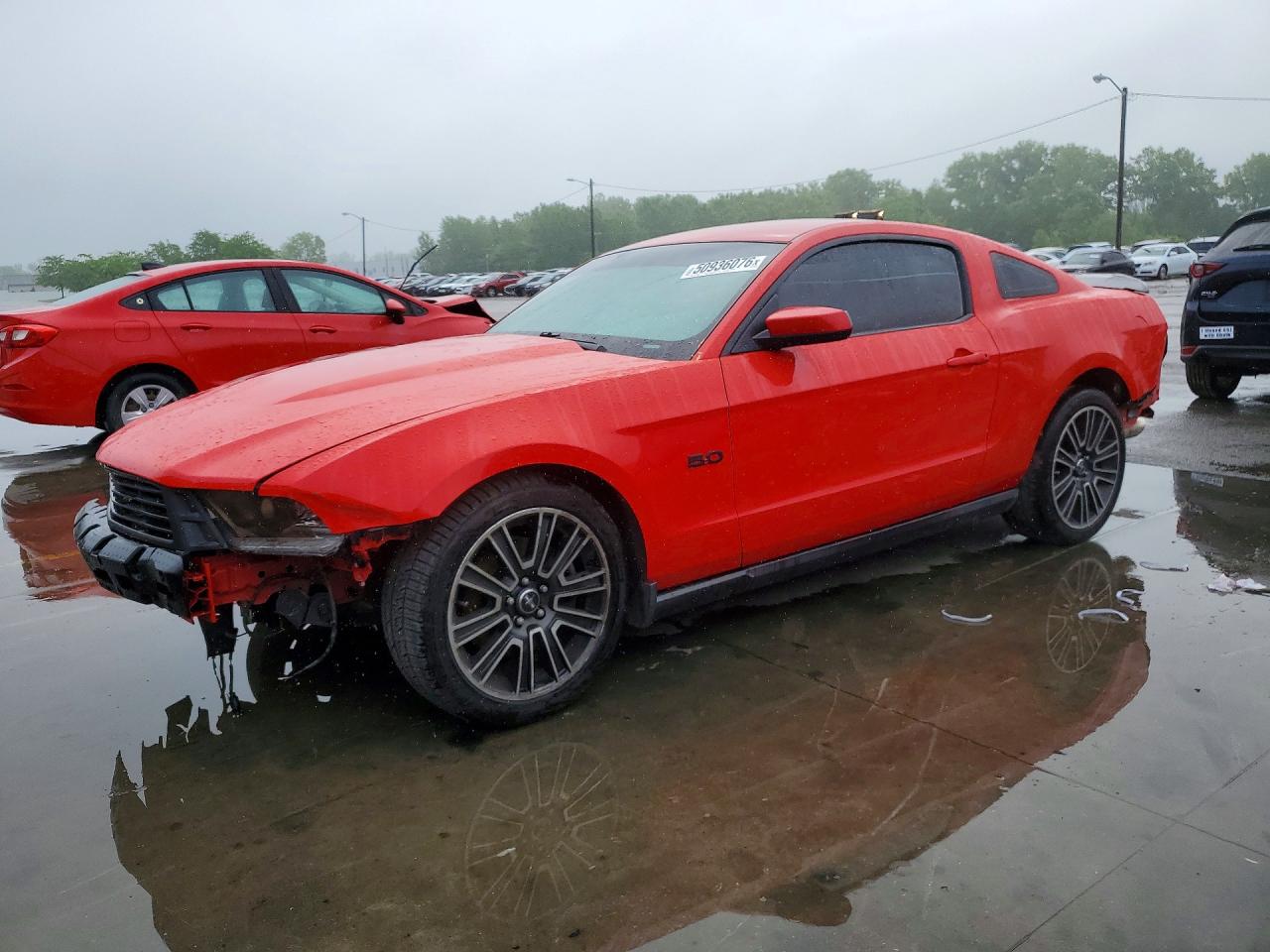 Salvage Ford Mustang Image